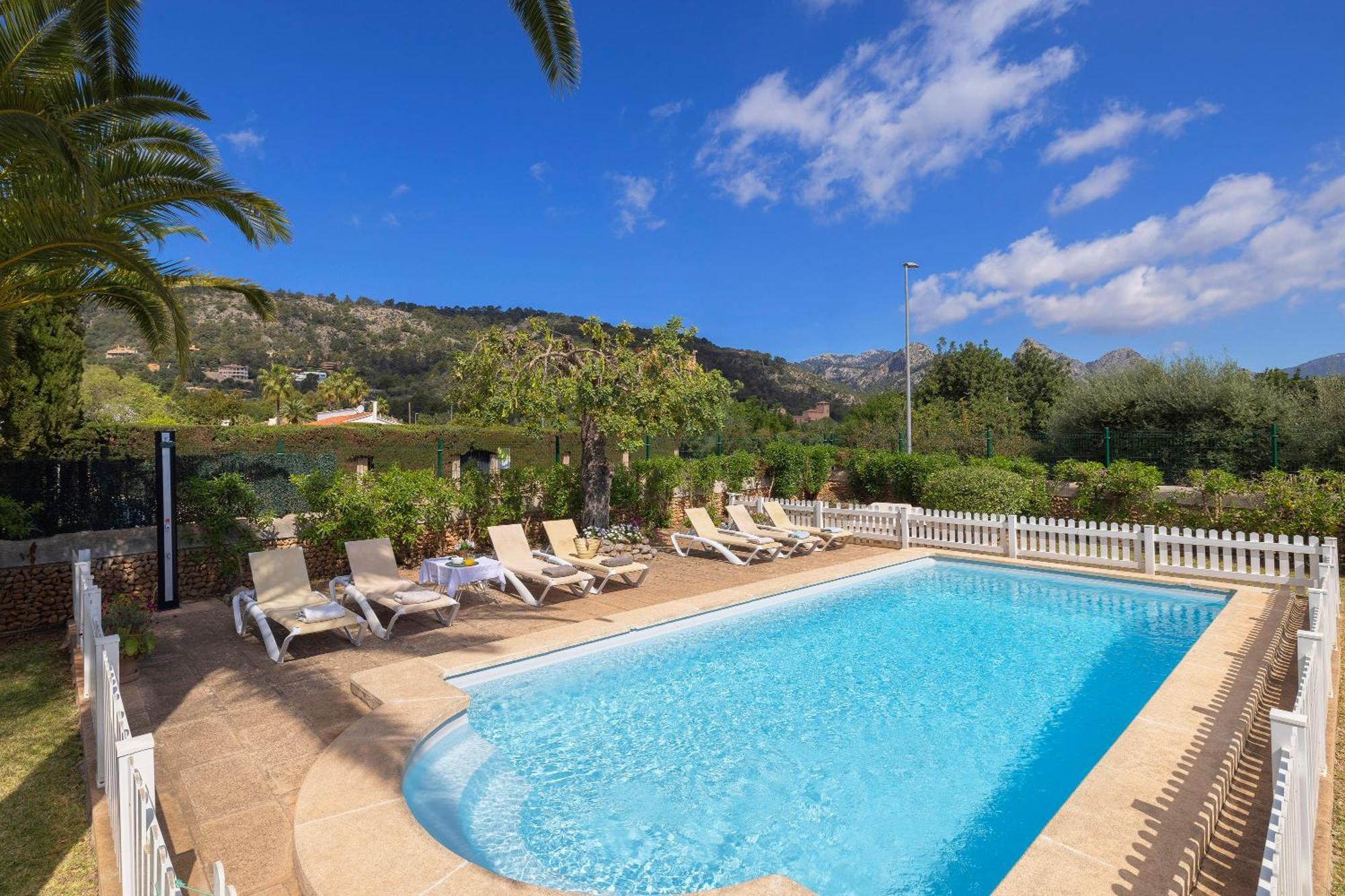 Ideal House For Two Families With Pool And Barbecue Palmanyola Exterior photo